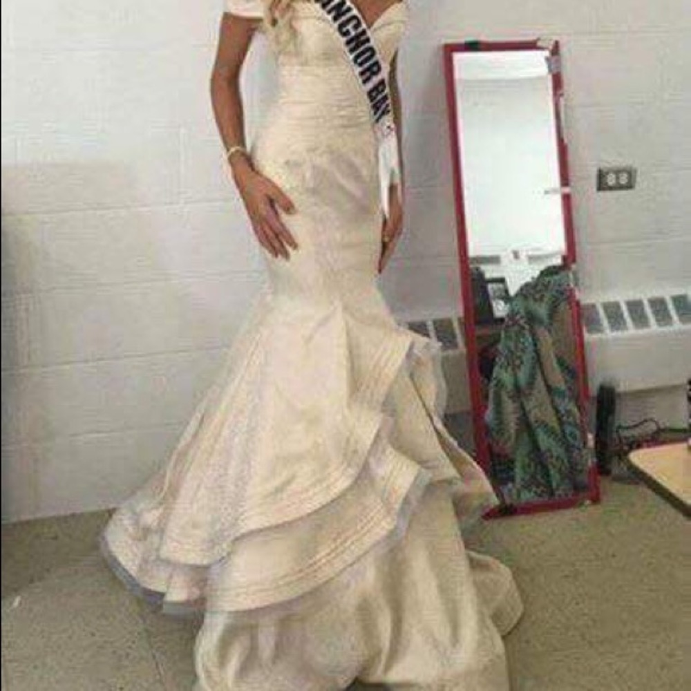 Mac Duggal gown off white embossed cream dress